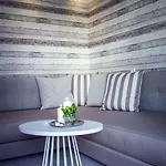 Luxury Fotini Apart-hotel