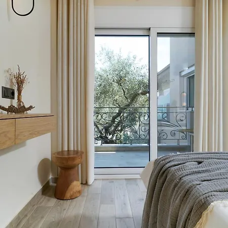 Luxury Fotini Apart-hotel 2*