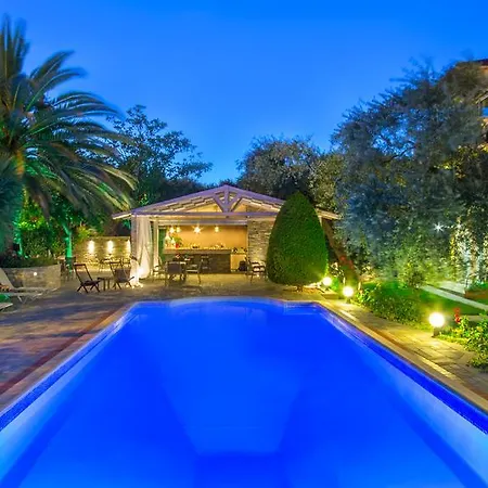 Apart-hotel Luxury Fotini 2*