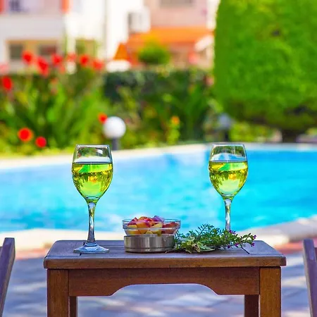 Luxury Fotini 2*