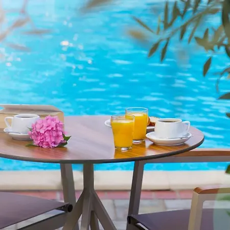 Luxury Fotini Aparthotel