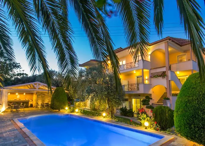 Luxury Fotini Hotel de apartamente 4*